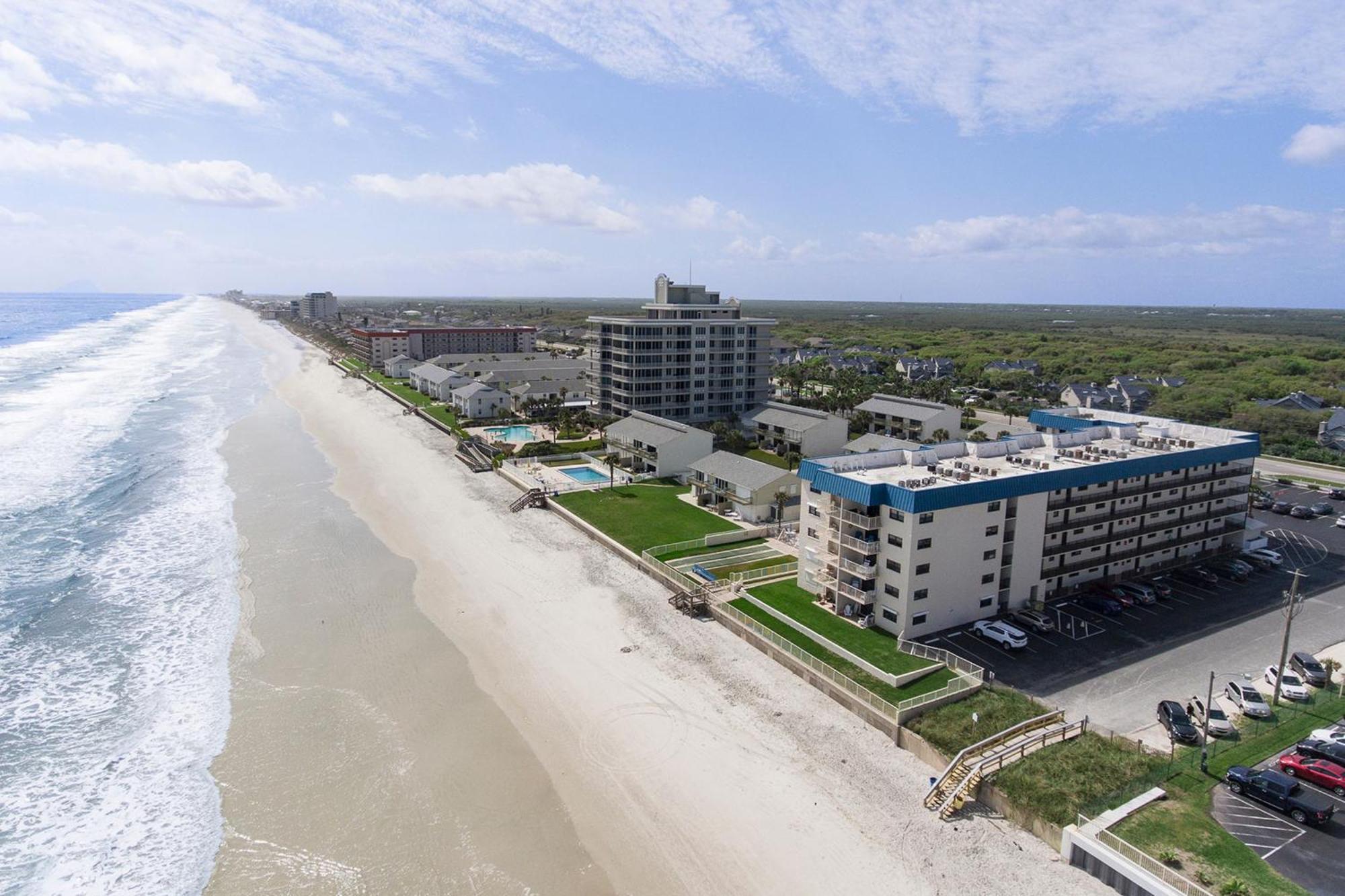 Atlantic Avenue Condos New Smyrna Beach Exterior photo