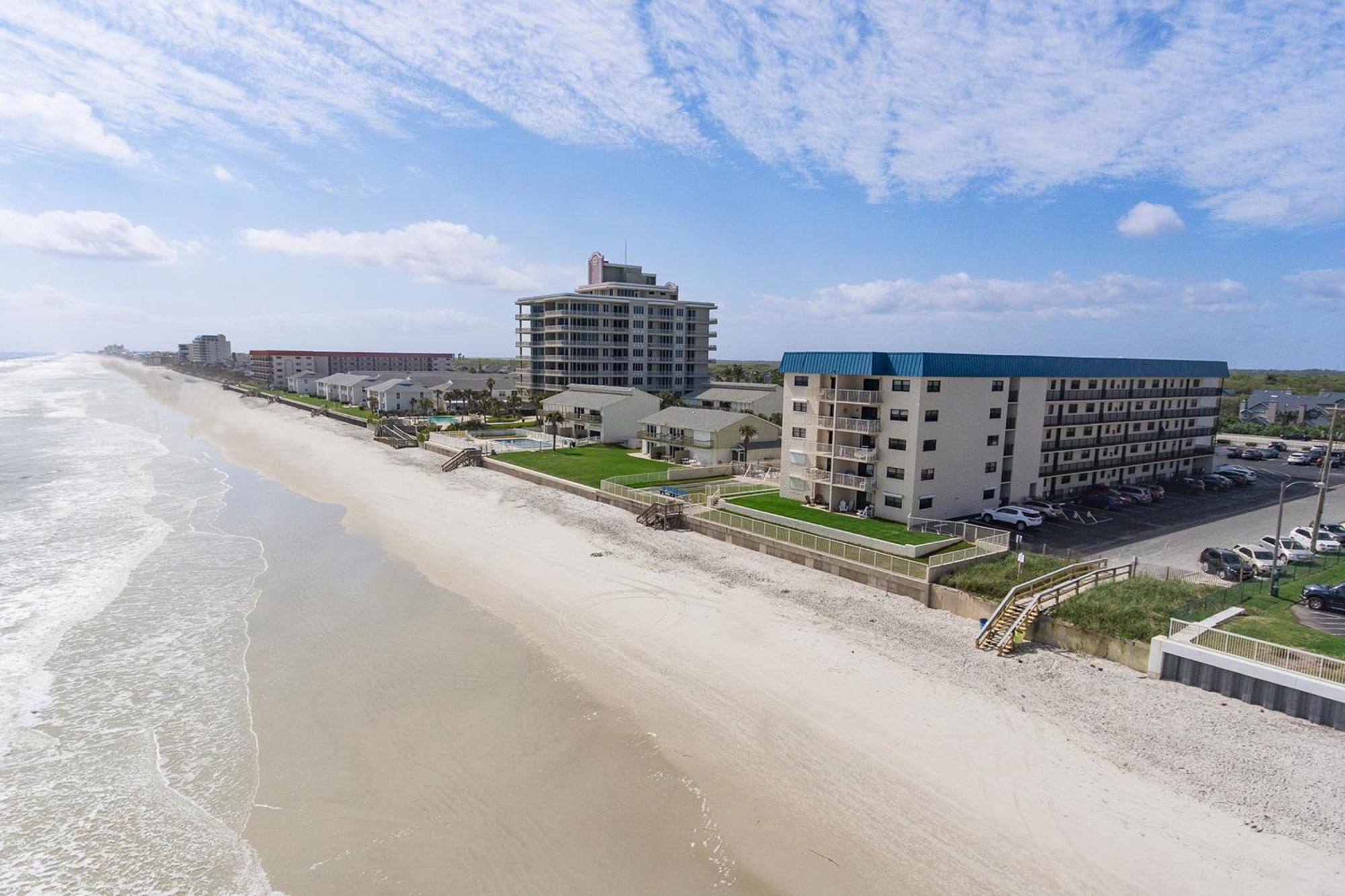 Atlantic Avenue Condos New Smyrna Beach Exterior photo