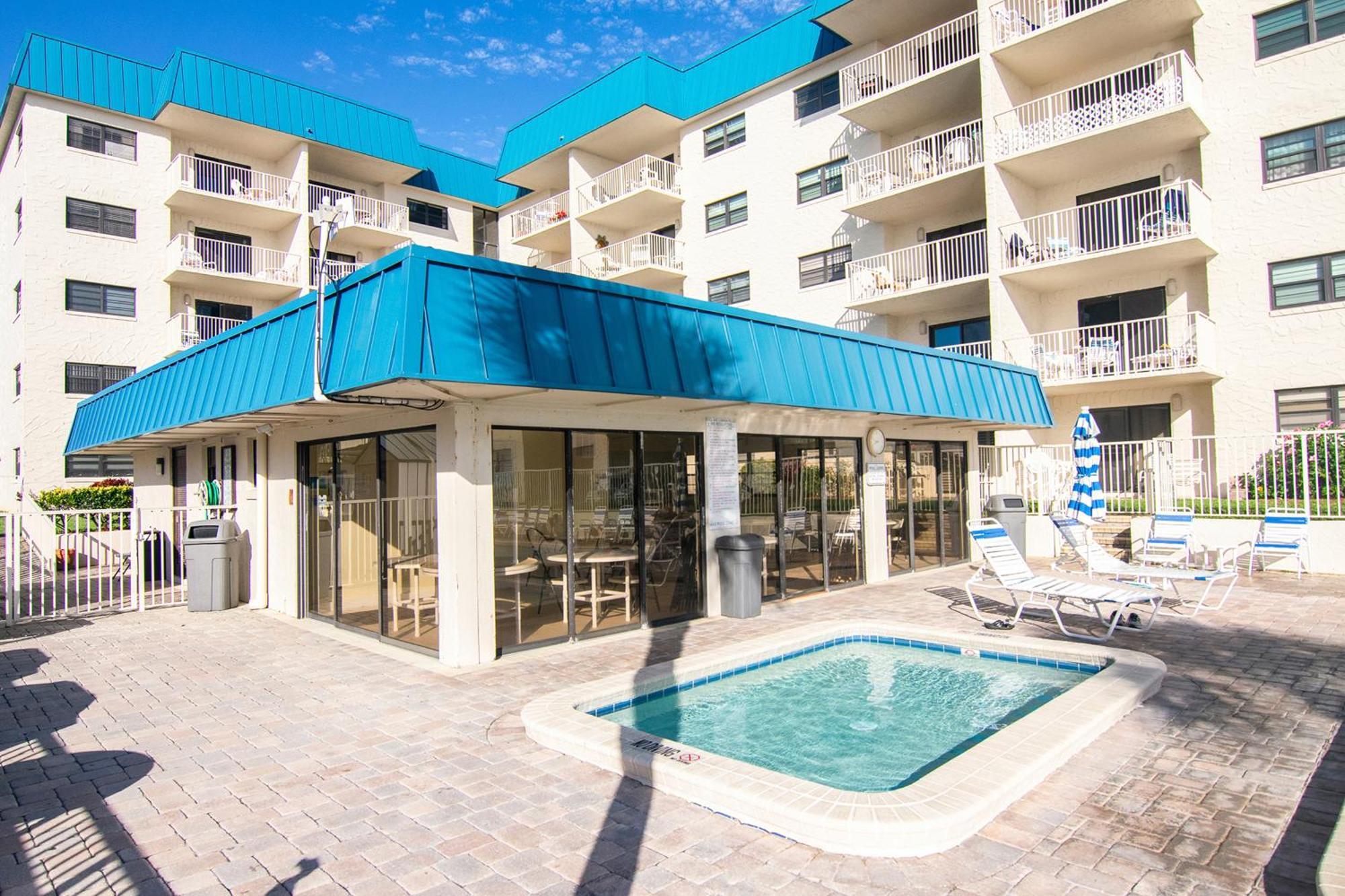 Atlantic Avenue Condos New Smyrna Beach Exterior photo