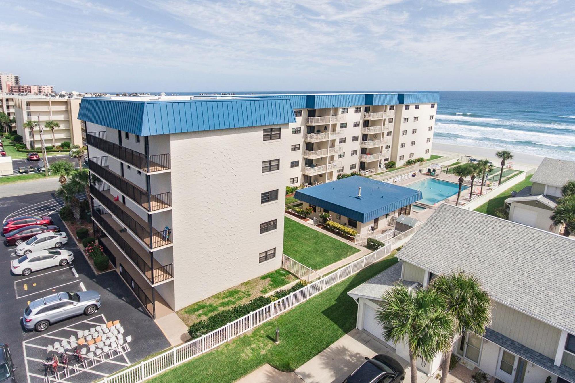 Atlantic Avenue Condos New Smyrna Beach Exterior photo