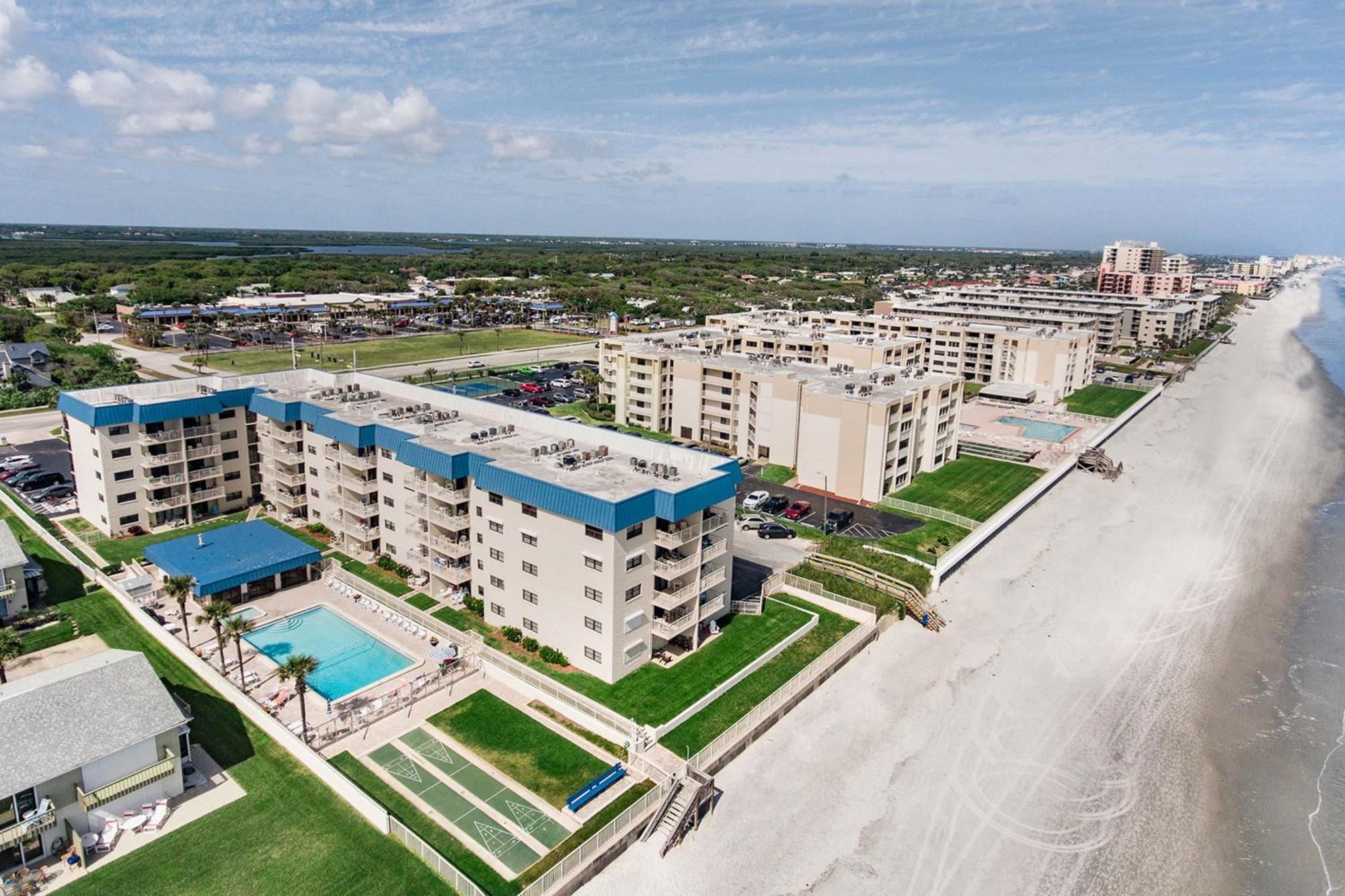 Atlantic Avenue Condos New Smyrna Beach Exterior photo