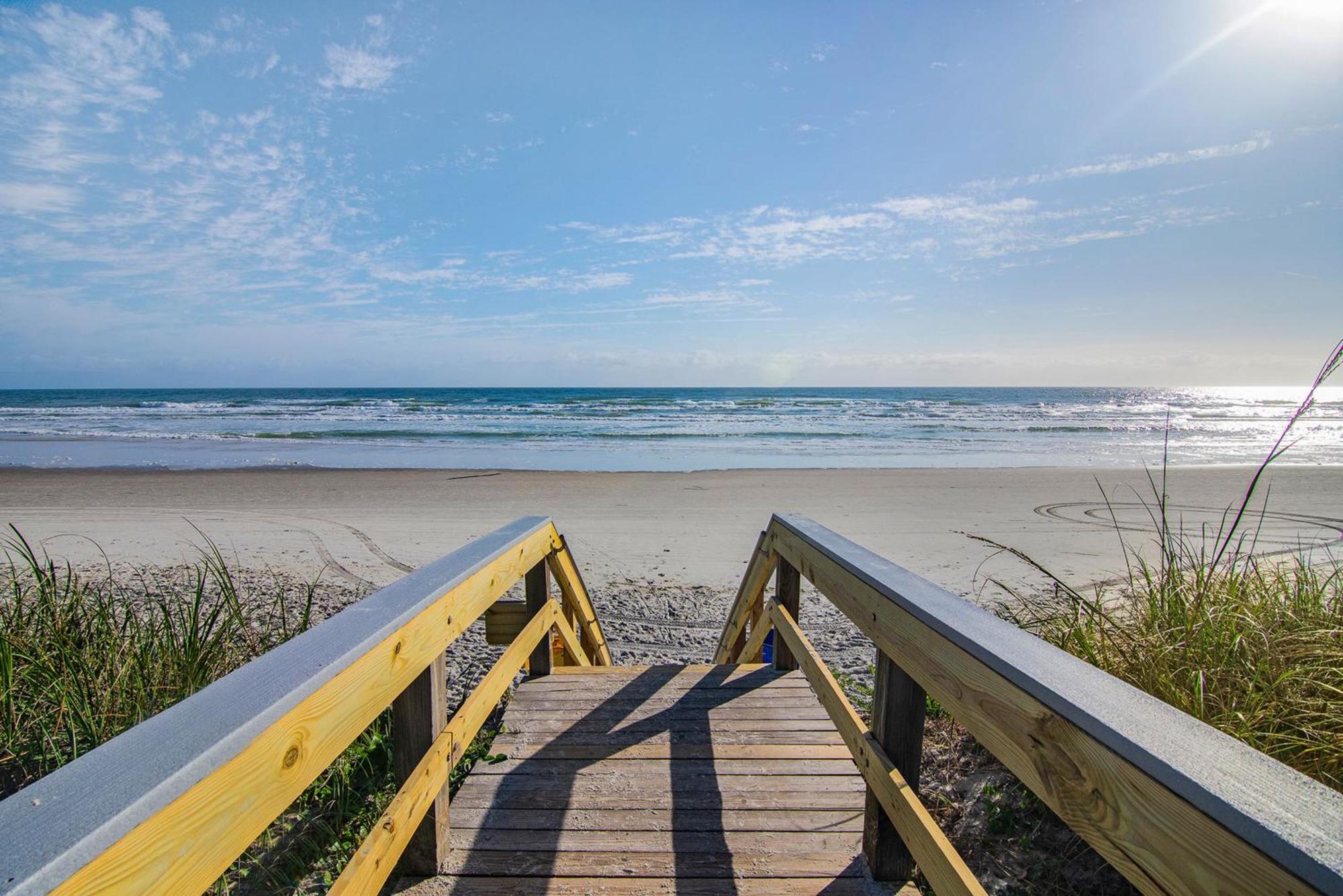 Atlantic Avenue Condos New Smyrna Beach Exterior photo