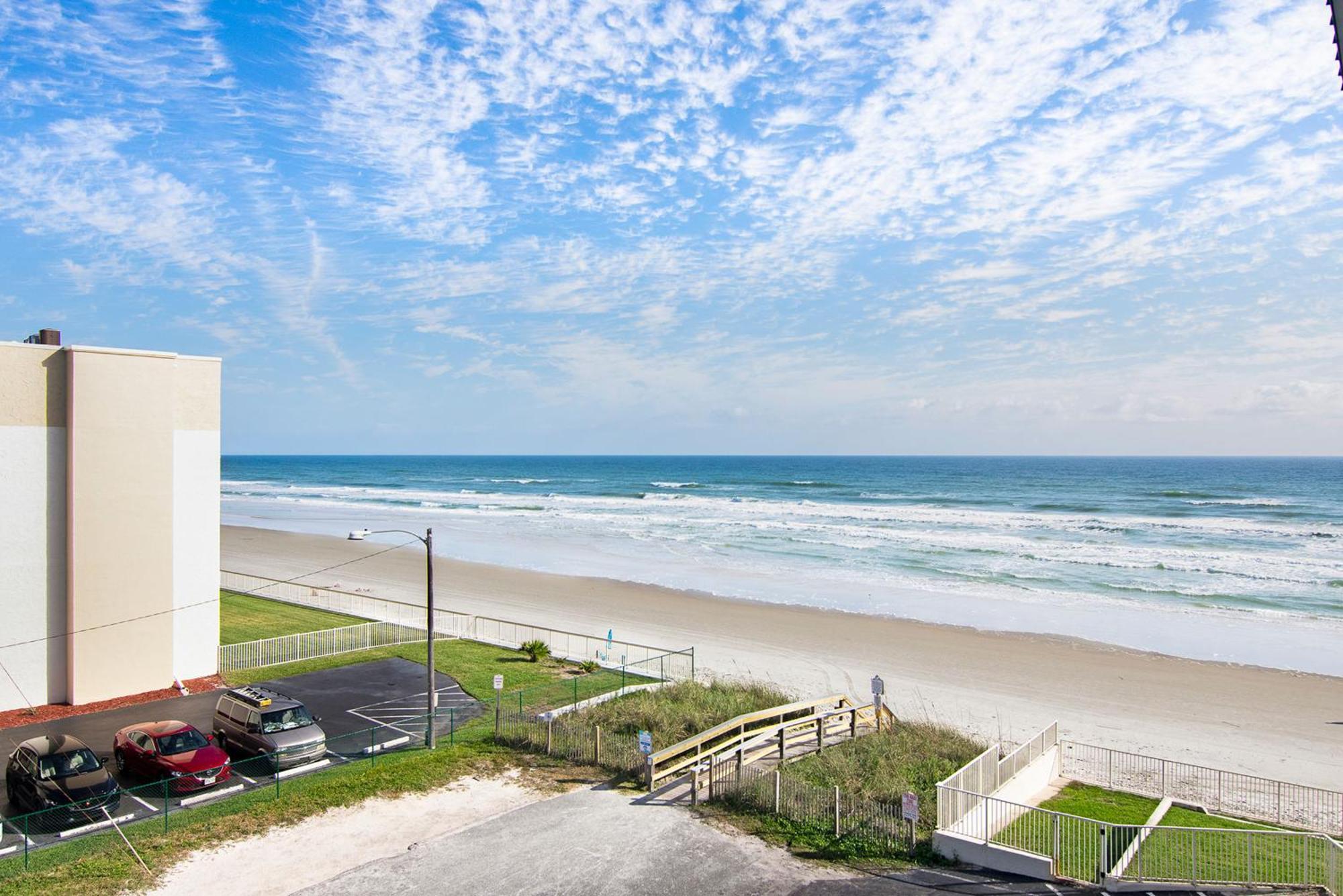 Atlantic Avenue Condos New Smyrna Beach Exterior photo