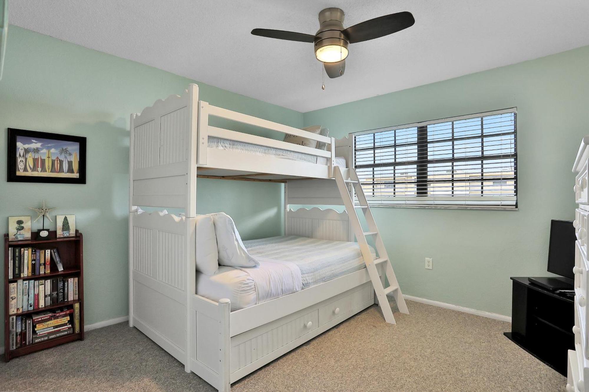 Atlantic Avenue Condos New Smyrna Beach Room photo