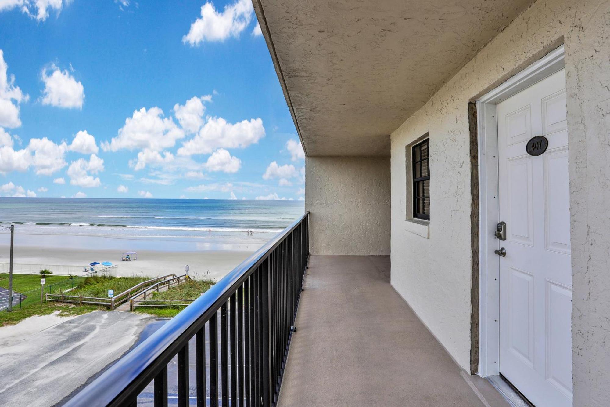 Atlantic Avenue Condos New Smyrna Beach Room photo